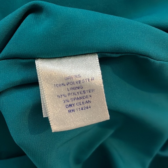 Eliza J Royal Collection Dress - Picture 6 of 6